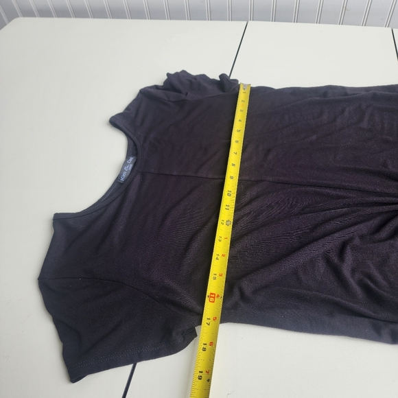 Black Tie Front Short Sleeve Asymmetrical Tunic - Picture 10 of 12